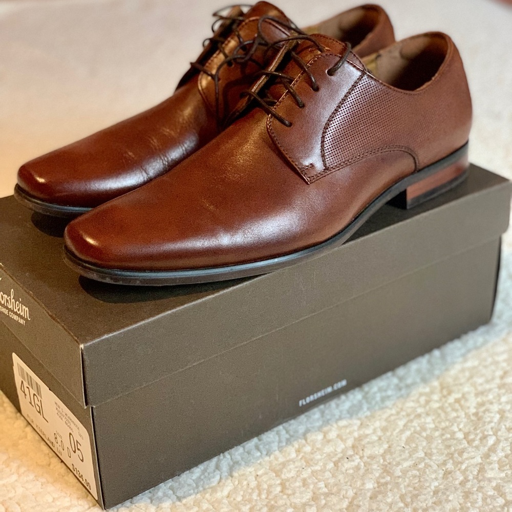 Vintage Florsheim Men’s Brown Shoes 8D - excellent condition….